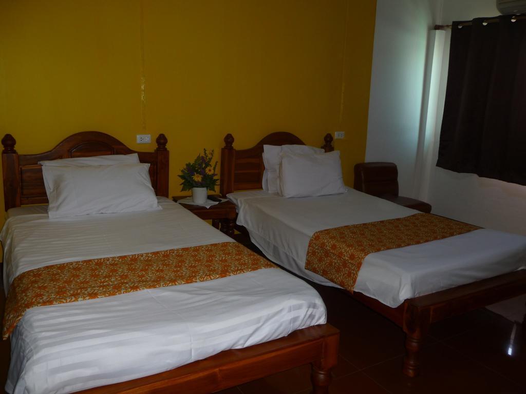 Room For You Bangkok Exterior photo