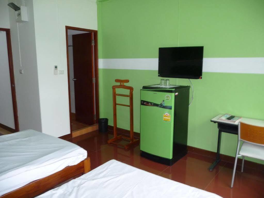Room For You Bangkok Exterior photo